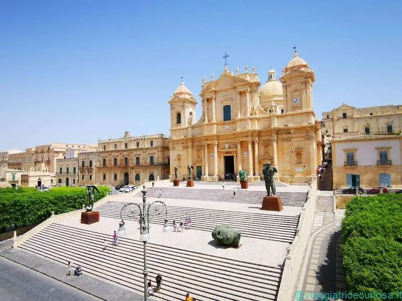 Esperia Luxury Suite & Apartment Noto